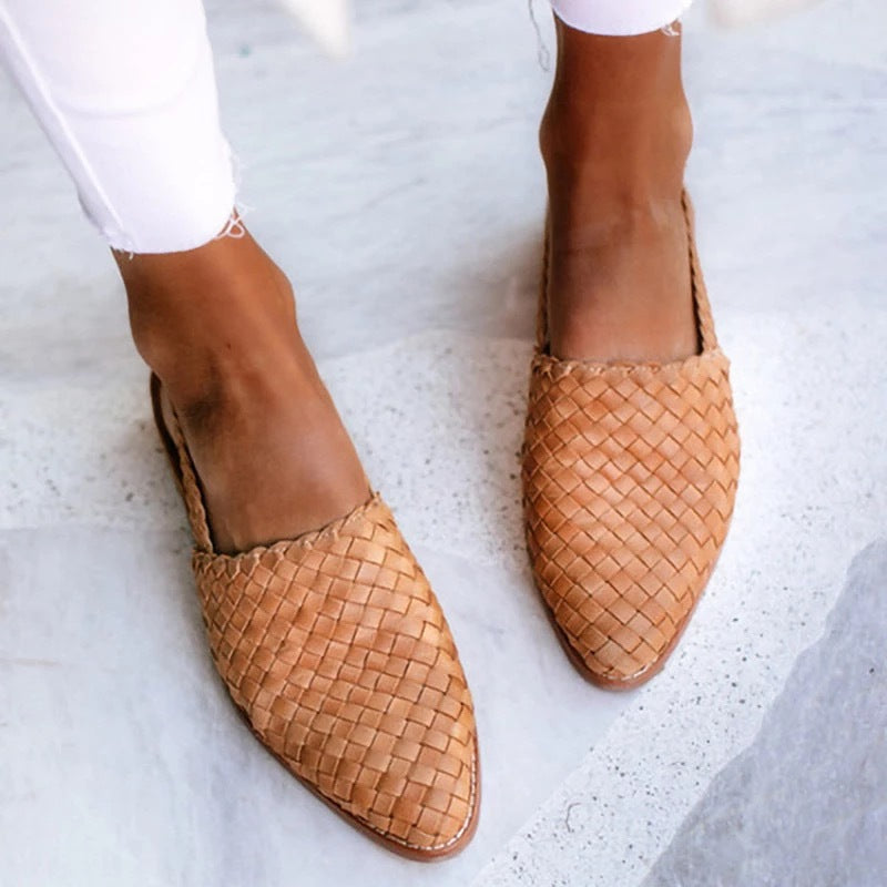 Saria - Stylish Comfy Sandals