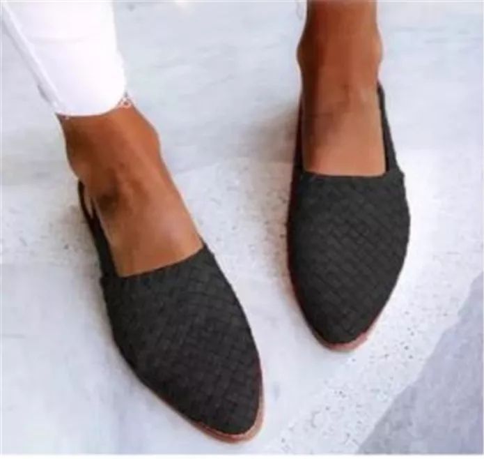 Saria - Stylish Comfy Sandals